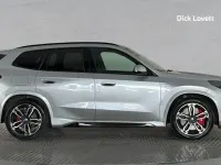 Begagnad BMW iX1 Luxury Line 230 kW (313 HK) 2025 Silver SUV