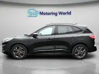 Usado Ford Kuga ST-Line 150 CV (110 kW) 2023 Negro SUV