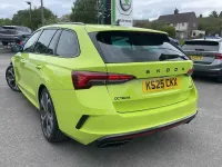 Used Skoda Octavia vRS 265 HP (194 kW) 2025 Hyper green Estate