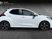Used Toyota Yaris Design 116 HP (85 kW) 2024 White Hatchback