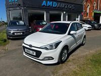 Used Hyundai i20 SE 84 HP (61 kW) 2017 White Hatchback