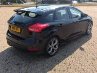 Used Ford Focus ST 250 HP (183 kW) 2016 Black Hatchback