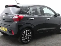 New Hyundai i10 Premium 79 HP (58 kW) 2026 Black Hatchback