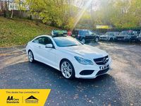 Usado Mercedes E220 AMG line 177 HP (130 kW) 2016 Branco Coupé