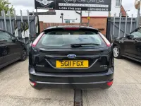Używany Ford Focus Zetec 2011 Czarny Hatchback