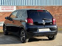 Begagnad Peugeot 108 Allure 2020 Svart Halvkombi