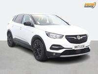 Used Vauxhall Grandland X SRi 130 HP (95 kW) 2022 White SUV