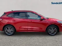 Używany Ford Kuga ST-Line 190 KM (139 kW) 2020 Czerwony SUV