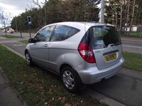 Begagnad Mercedes A160 Classic 95 HK (69 kW) 2009 Silver Halvkombi
