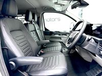 New Ford Tourneo Titanium 232 HP (170 kW) 2026 Silver MPV