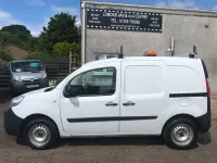 Usado Renault Kangoo Business 2016 Branco Monovolume