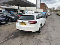 Used Vauxhall Insignia SRi 2015 White Estate