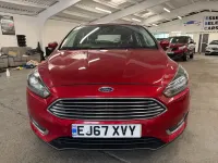Używany Ford Focus Titanium 125 KM (91 kW) 2017 Czerwony Kombi