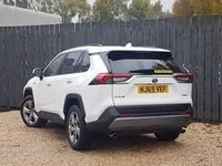 Used Toyota RAV4 Hybrid 218 HP (160 kW) 2019 White SUV