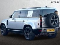 Used Land Rover Defender HSE Dynamic 300 HP (220 kW) 2024 Hakuba silver Estate