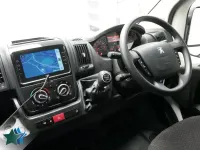 Second-hand Peugeot Boxer Premium 140 CP (102 kW) 2024 Alb Van