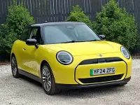 Used Mini Cooper Classic 135 kW (184 HP) 2024 Sunny side yellow Hatchback
