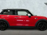 Used Mini Cooper Hatch 134 HP (98 kW) 2018 Red Hatchback