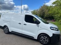 Usado Citroën Dispatch 2023 Branco Monovolume