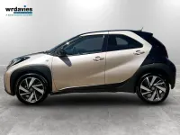 Used Toyota Aygo X 72 HP (52 kW) 2022 Beige SUV
