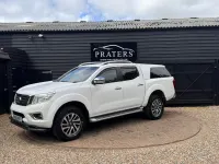Used Nissan Navara Tekna 190 HP (139 kW) 2016 White Pickup