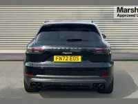 Used Porsche Cayenne E-Hybrid Platinum Edition 456 HP (335 kW) 2022 Black SUV