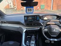 Used Peugeot 3008 Premium 222 HP (163 kW) 2022 Red SUV