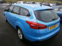 Usado Ford Focus Titanium 125 HP (91 kW) 2017 Azul Carrinha