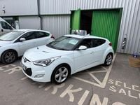 Used Hyundai Veloster 140 HP (102 kW) 2012 White Coupe