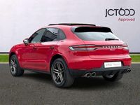 Used Porsche Macan 241 HP (177 kW) 2019 Red SUV