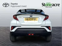 Used Toyota C-HR 120 HP (88 kW) 2023 White SUV