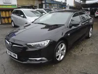 Begagnad Vauxhall Insignia SRi 165 HK (121 kW) 2019 Svart Halvkombi