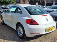 Used VW Beetle Design 105 HP (77 kW) 2012 White Hatchback