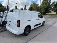 New Citroën Berlingo 100 HP (73 kW) 2025 White MPV