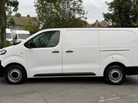 Used Citroën Dispatch 101 HP (74 kW) 2020 White MPV