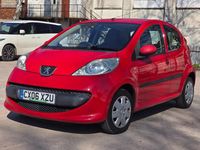Used Peugeot 107 68 HP (50 kW) 2006 Red Hatchback
