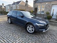 Used Volvo V90 CC Pro 235 HP (172 kW) 2017 Blue Estate