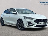 Used Ford Focus Titanium 125 HP (91 kW) 2017 White Hatchback