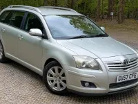 Usado Toyota Avensis T3 129 HP (94 kW) 2007 Prateado Carrinha
