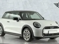 Used Mini Cooper S Hatch 201 HP (147 kW) 2025 White Hatchback