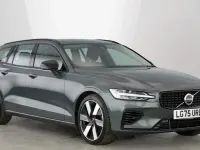 Used Volvo V60 Plus 345 HP (253 kW) 2025 Green Estate