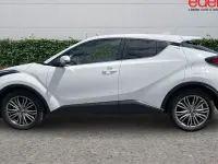 Used Toyota C-HR 184 HP (135 kW) 2022 White SUV