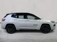 Used Jeep Compass 240 HP (176 kW) 2023 Silver/black SUV