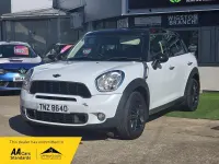 Used Mini Cooper SD 2014 White Hatchback