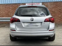 Used Vauxhall Astra 114 HP (83 kW) 2011 Silver Estate
