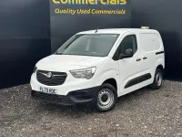 Used Vauxhall Combo Edition 100 HP (73 kW) 2020 White MPV