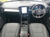 Used Volvo XC40 Core 161 HP (118 kW) 2025 SUV