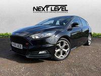 Used Ford Focus ST 250 HP (183 kW) 2016 Black Hatchback