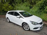 Used Vauxhall Astra 2020 White Estate
