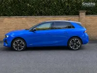 Used Vauxhall Astra Ultimate 113 kW (154 HP) 2023 Blue Hatchback